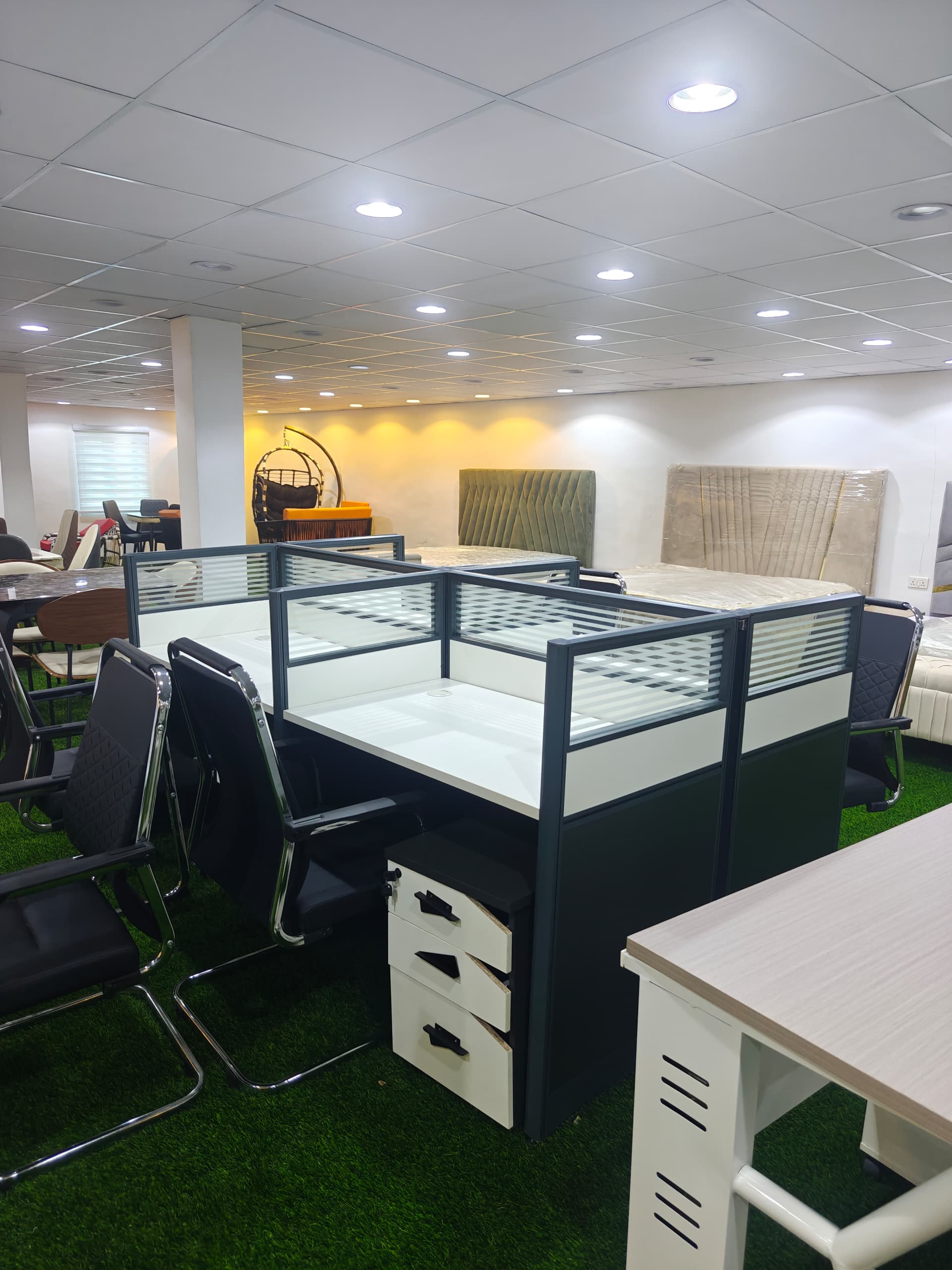 furniture raf Cubicle Workstation - Image 1